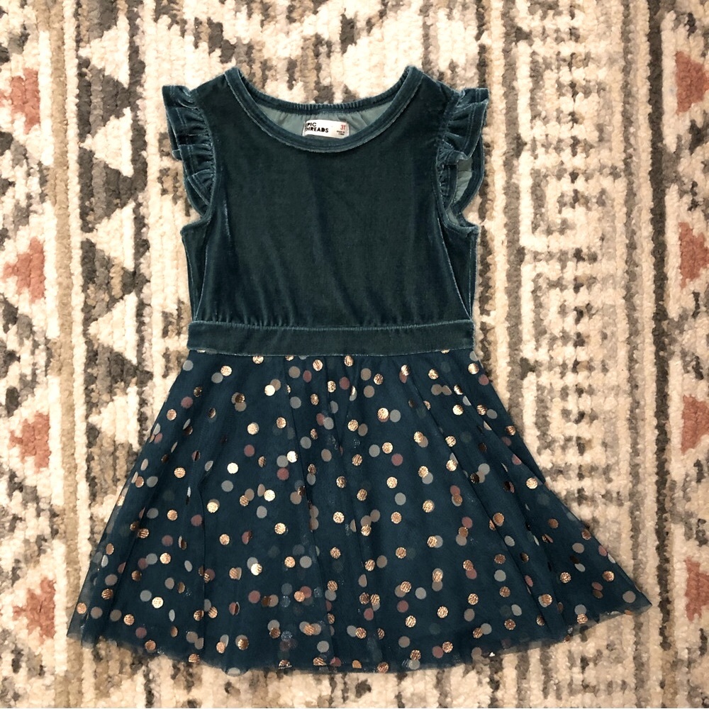 🎄Sweet n Shimmery Size 3T Holiday Dress